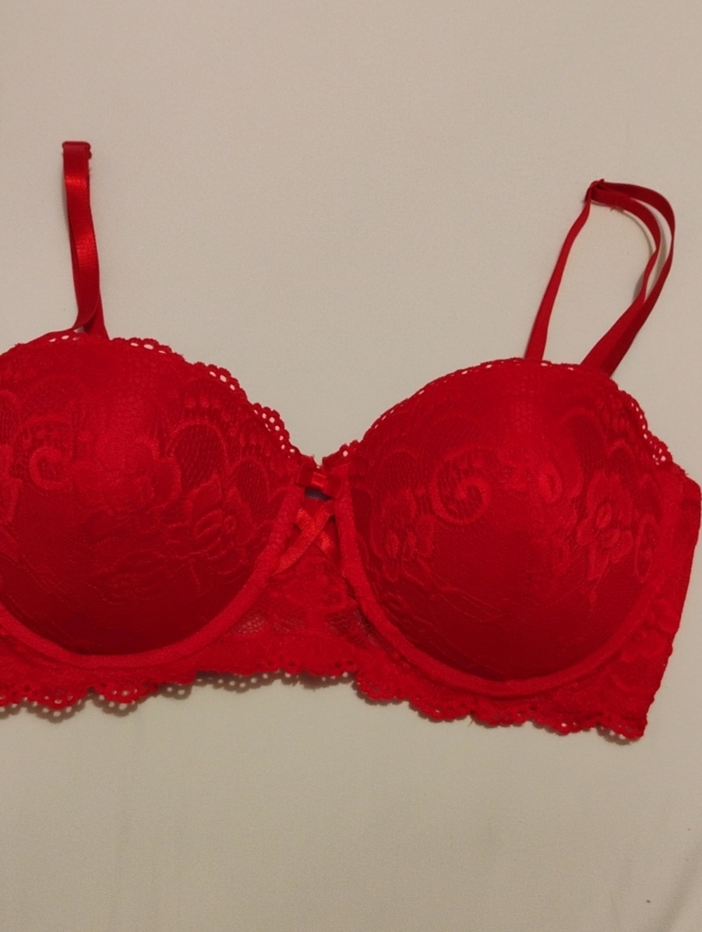 Lace Push-Up Bra in Red - Women's Intimates